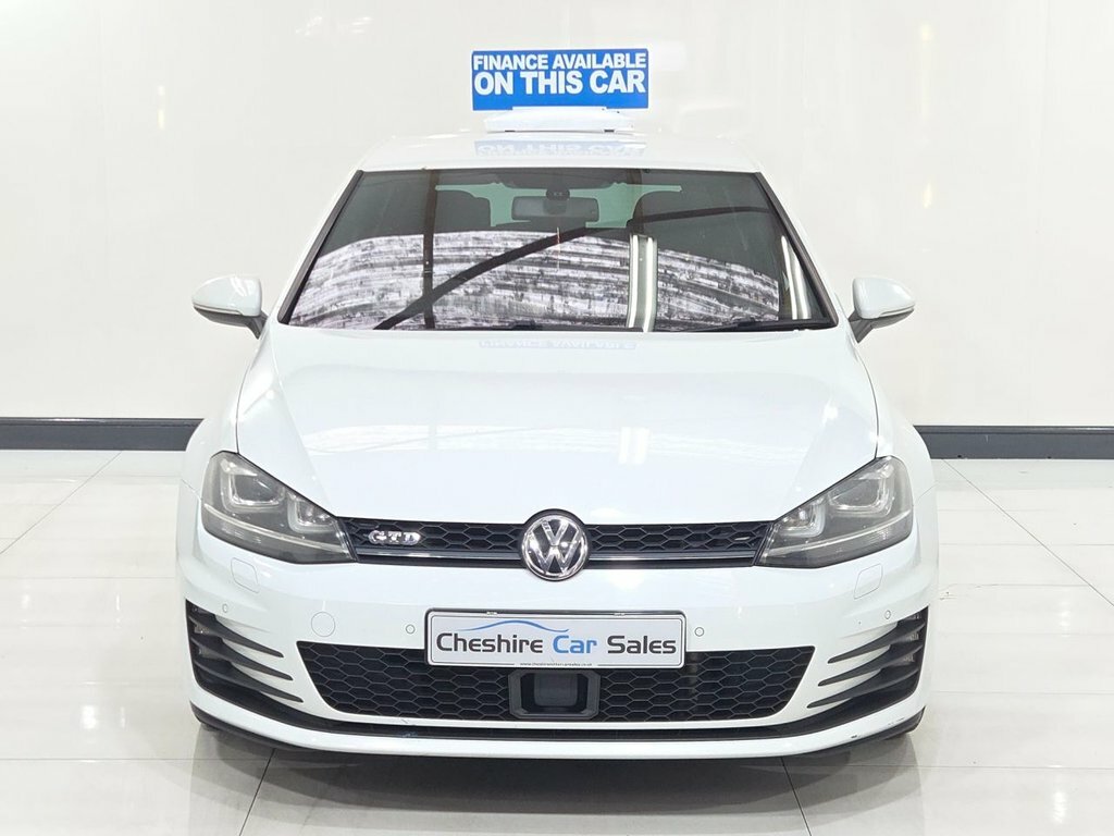 Volkswagen Golf 2L Gtd White #5