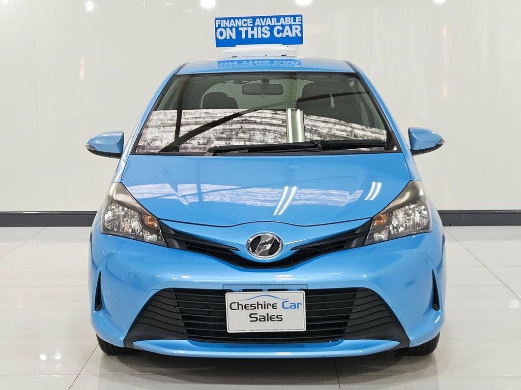 Toyota Vitz Hatchback Blue #5