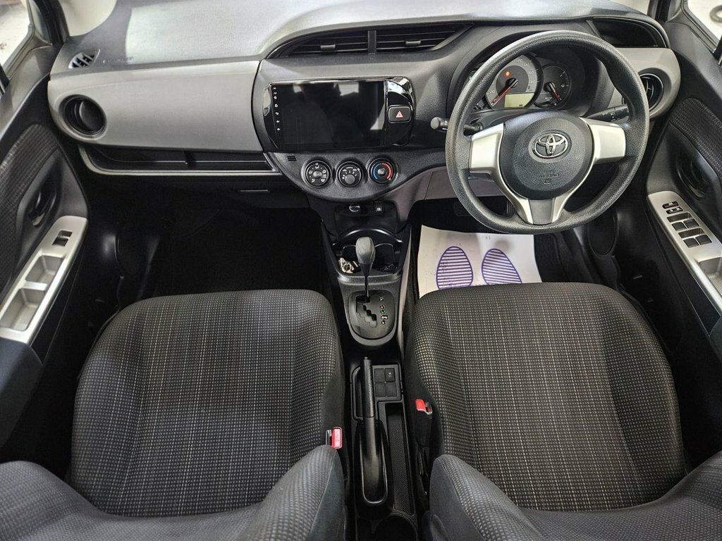 Toyota Vitz Hatchback 201463 Silver #13