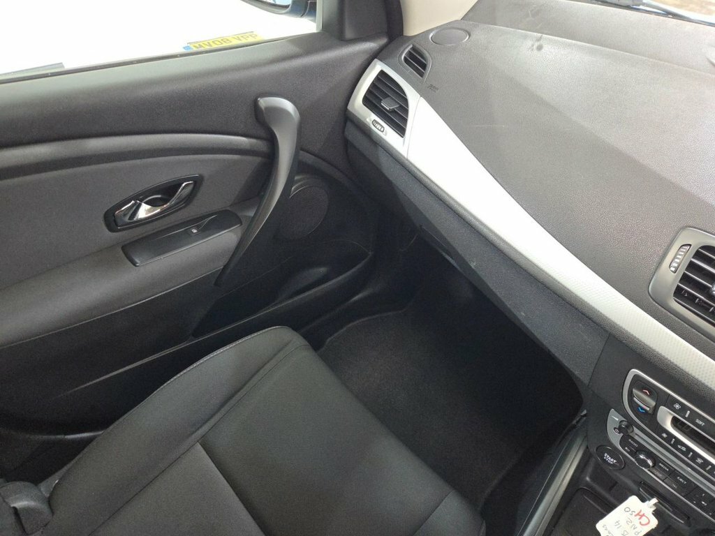 Renault Megane 1.5 Dci Dynamique Tomtom Energy White #32