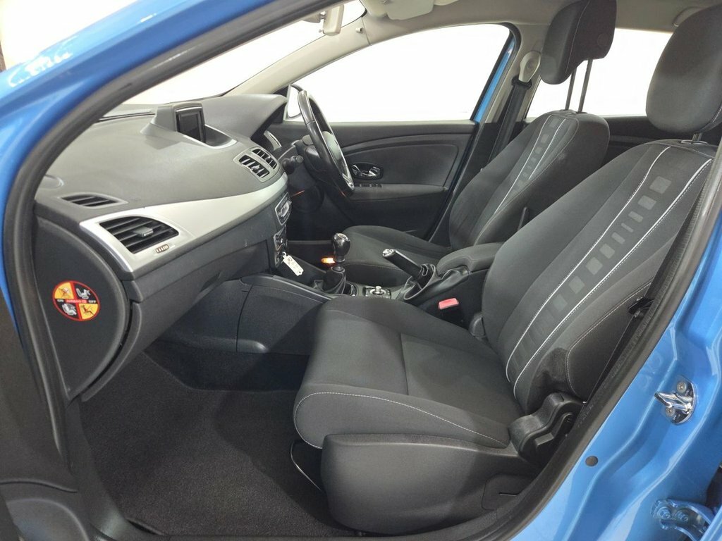 Renault Megane 1.5 Dci Dynamique Tomtom Energy White #23