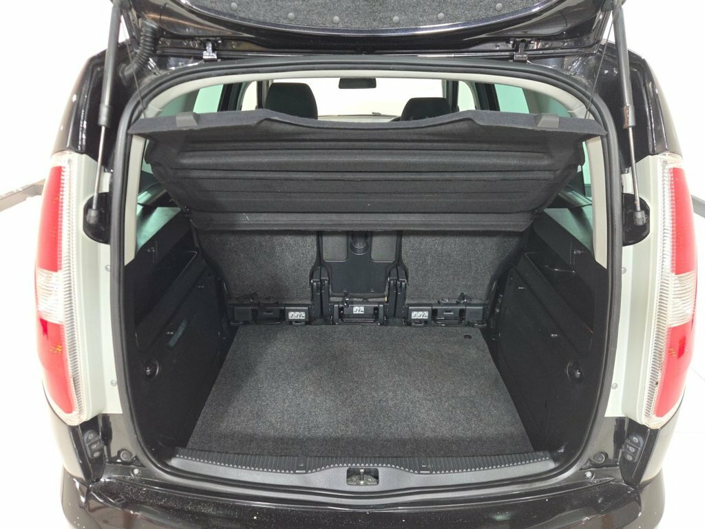 Skoda Roomster Se Silver #14