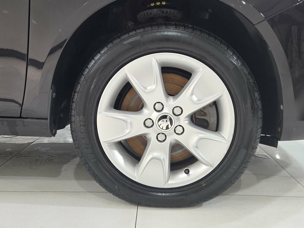 Skoda Roomster Se Silver #9