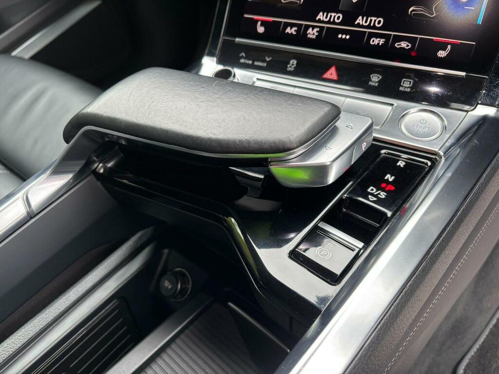 Audi E-tron E-tron Technik 50 Quattro Grey #65