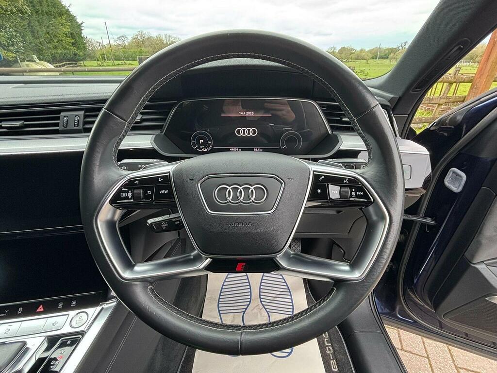 Audi E-tron E-tron Technik 50 Quattro Grey #19