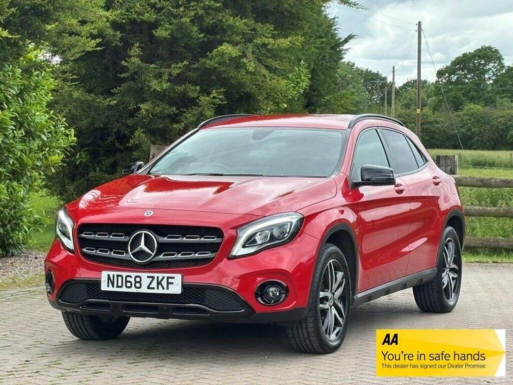 Mercedes-Benz GLA Class 1.6 Gla180 Urban Edition Euro 6 Ss Red