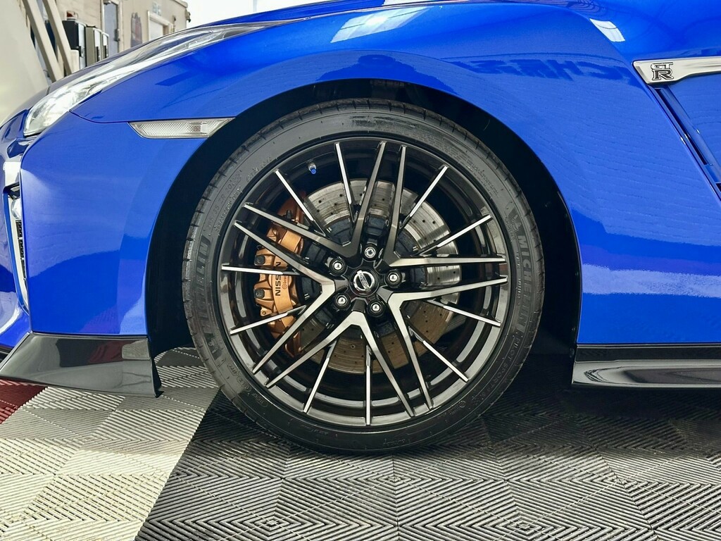 Nissan GT-R  Black #13