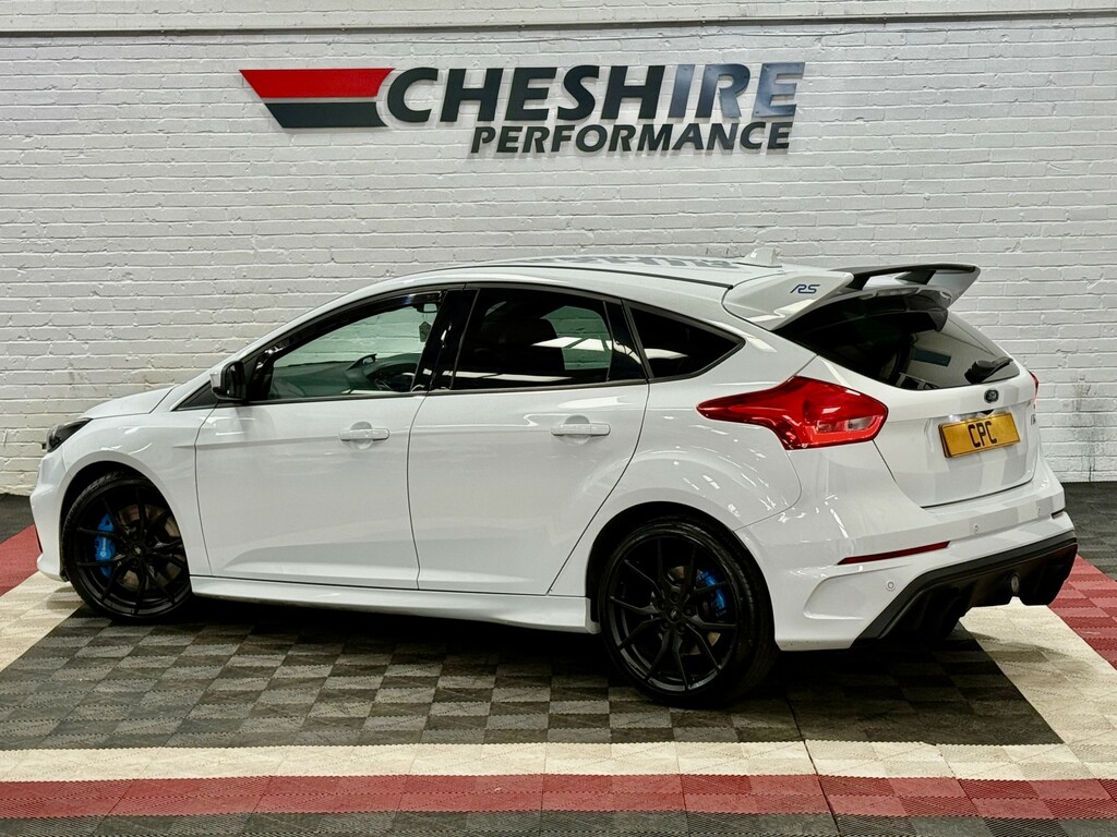 Ford Focus Hatchback 2.3 T Ecoboost Rs 2016 White #6