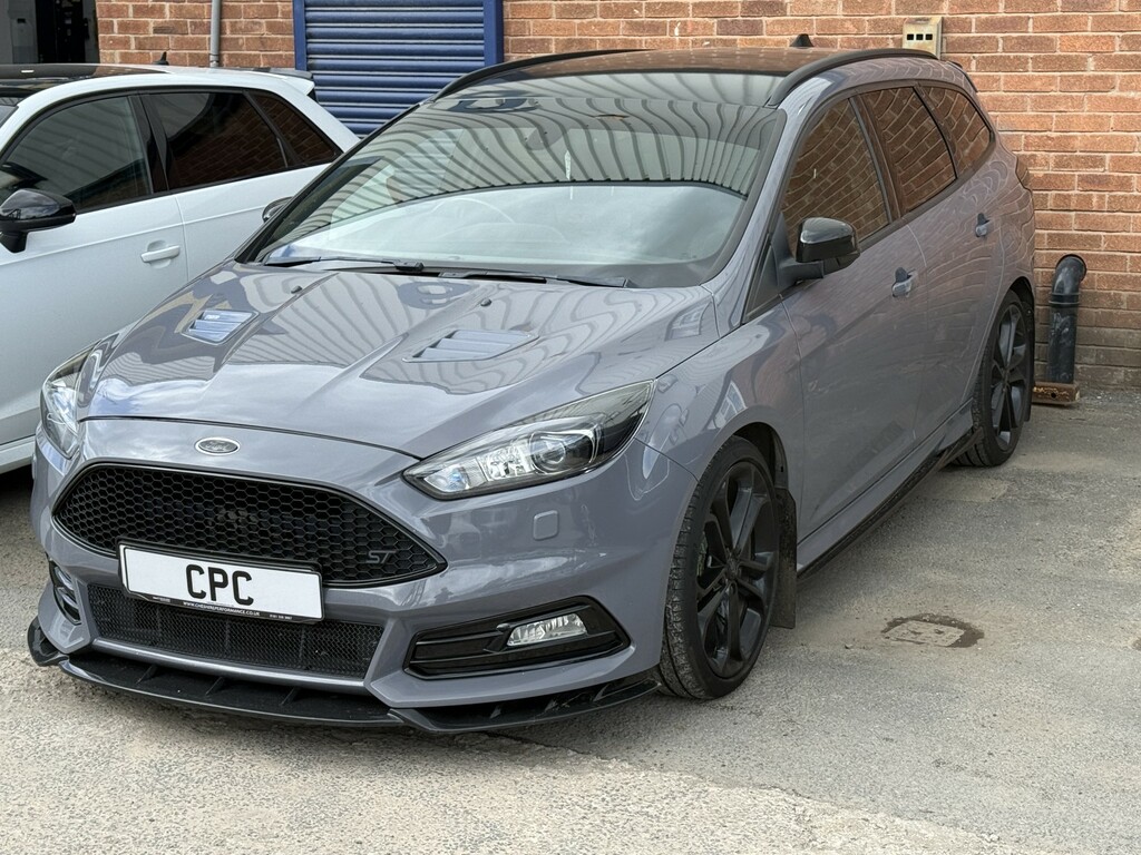 Ford Focus Estate 2.0 T Ecoboost St-3 2016 Grey