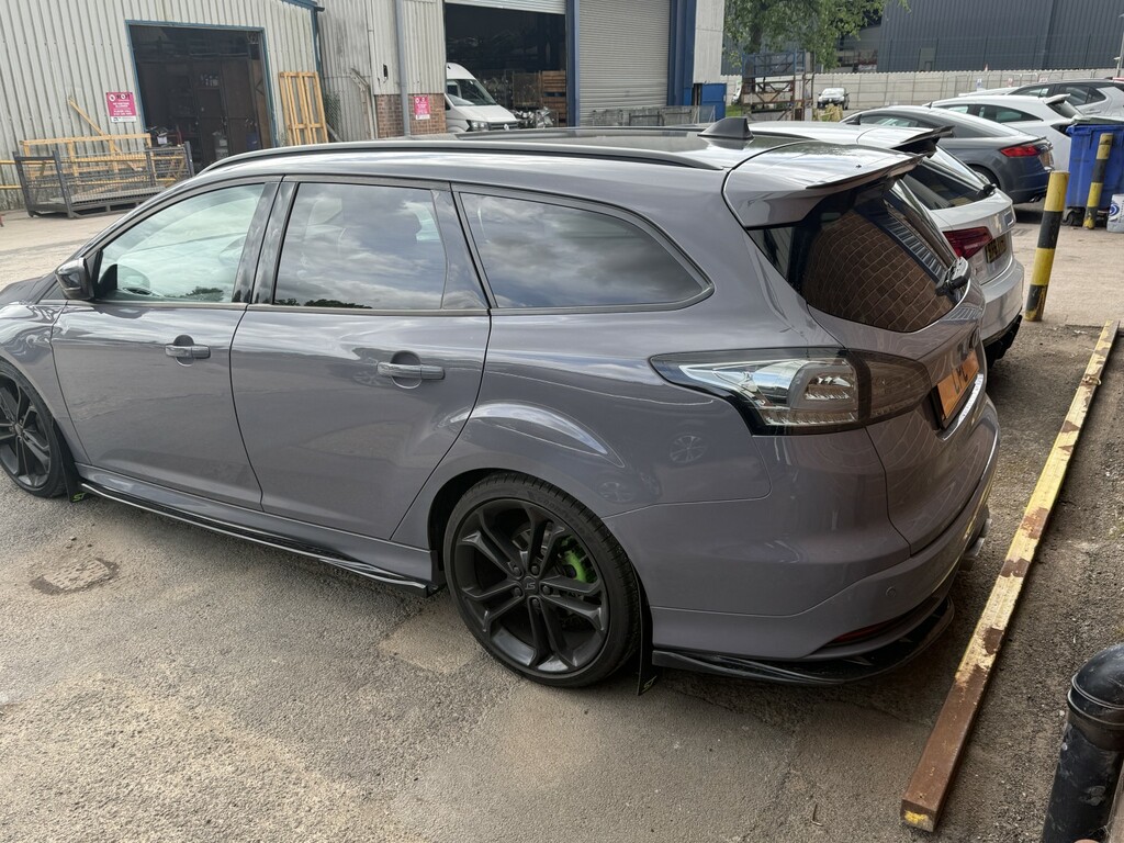 Ford Focus Estate 2.0 T Ecoboost St-3 2016 Grey #3