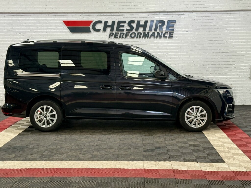 Ford Grand Tourneo Connect Mpv 2.0 Tourneo Connect Titanium Grand Tourneo L2 Black #3