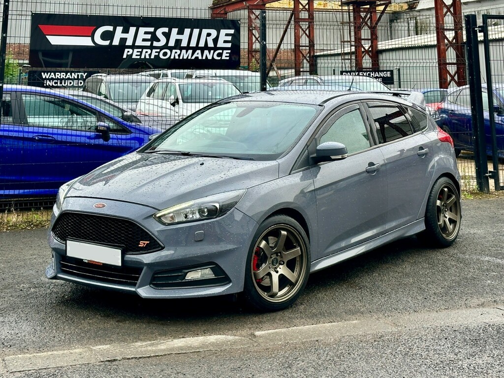 Ford Focus Hatchback 2.0 T Ecoboost St-3 300Bhp Milltekexhau MF15USH Grey