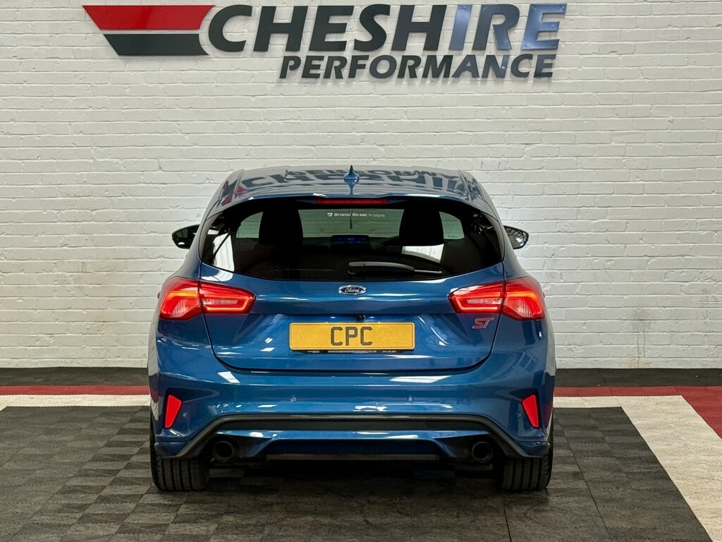 Ford Focus Hatchback 2.3 T Ecoboost St - Bangolufsen Sou MA69JWY Blue #5