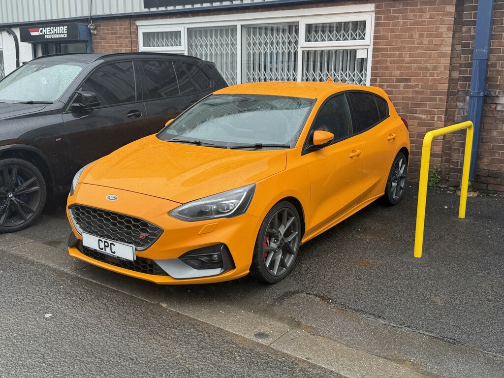 Ford Focus 2.0 Ecoblue St Orange