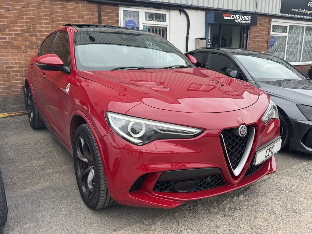 Alfa Romeo Stelvio 2.9 630 2.9 V6 Bi-turbo 510Hp Quadrifoglio Red