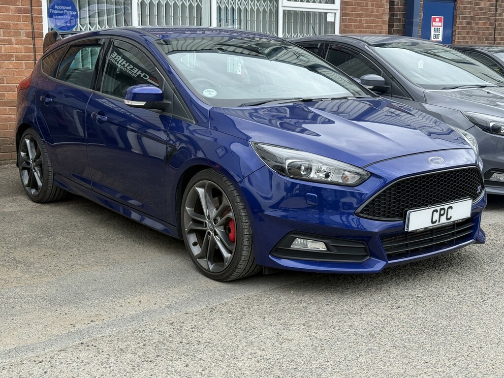 Ford Focus 2.0 T Ecoboost St-3 Blue