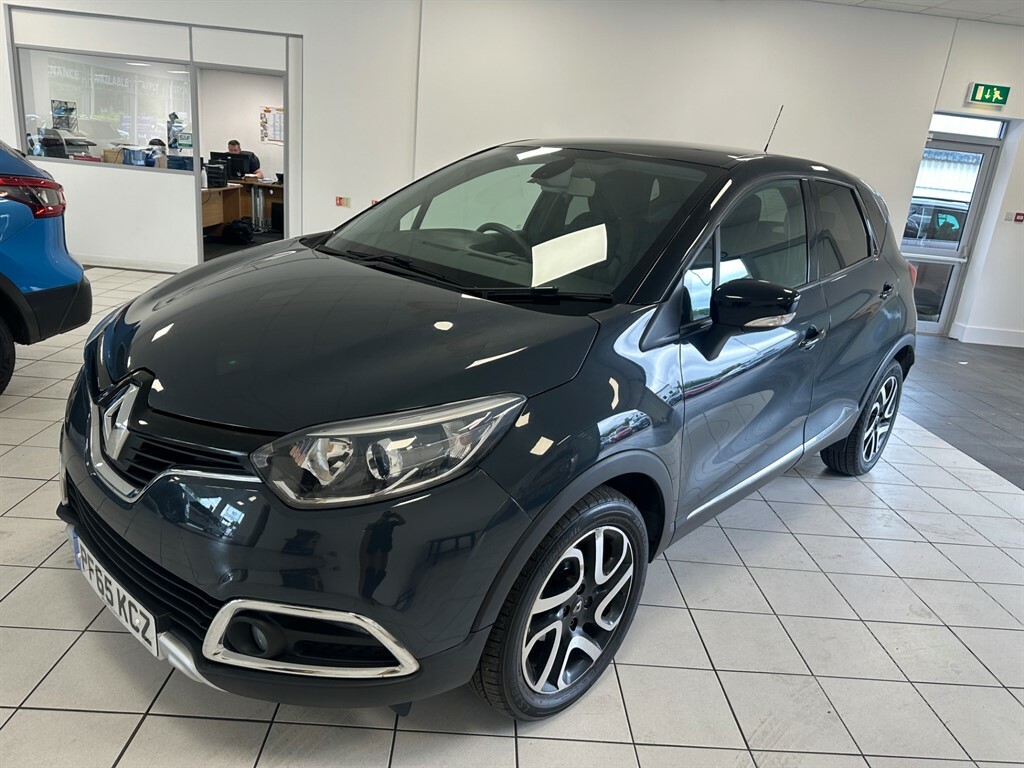 Renault Captur 0.9 L Signature Nav Tce 