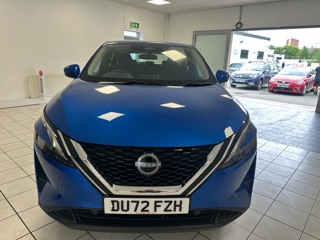 Nissan Qashqai 1.3 L Dig-t Acenta Premium  #3