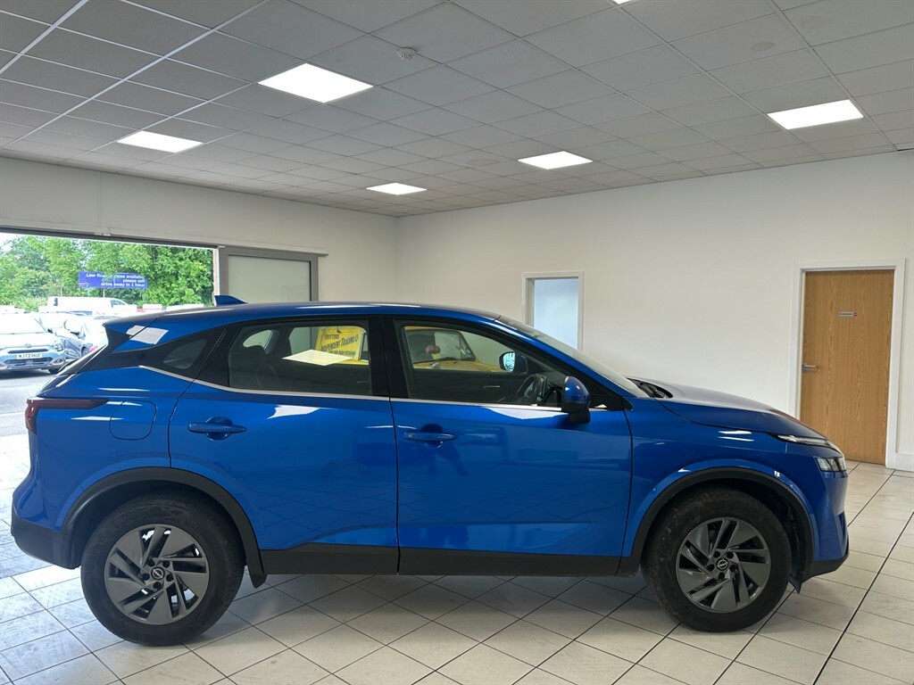 Nissan Qashqai 1.3 L Dig-t Acenta Premium  #5