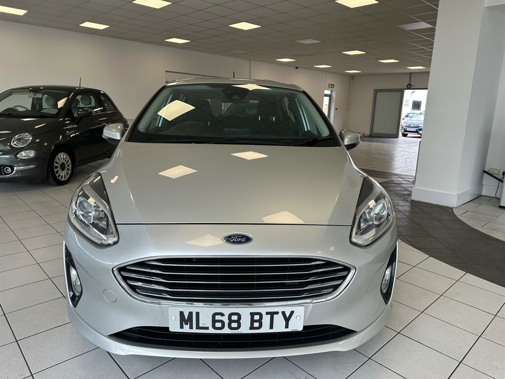 Ford Fiesta 1.1 L Zetec ML68BTY Silver #3