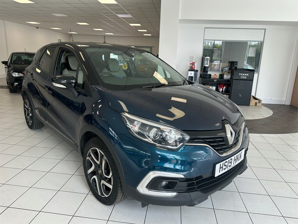 Renault Captur 1.5 L Iconic Dci HS19HKK #3