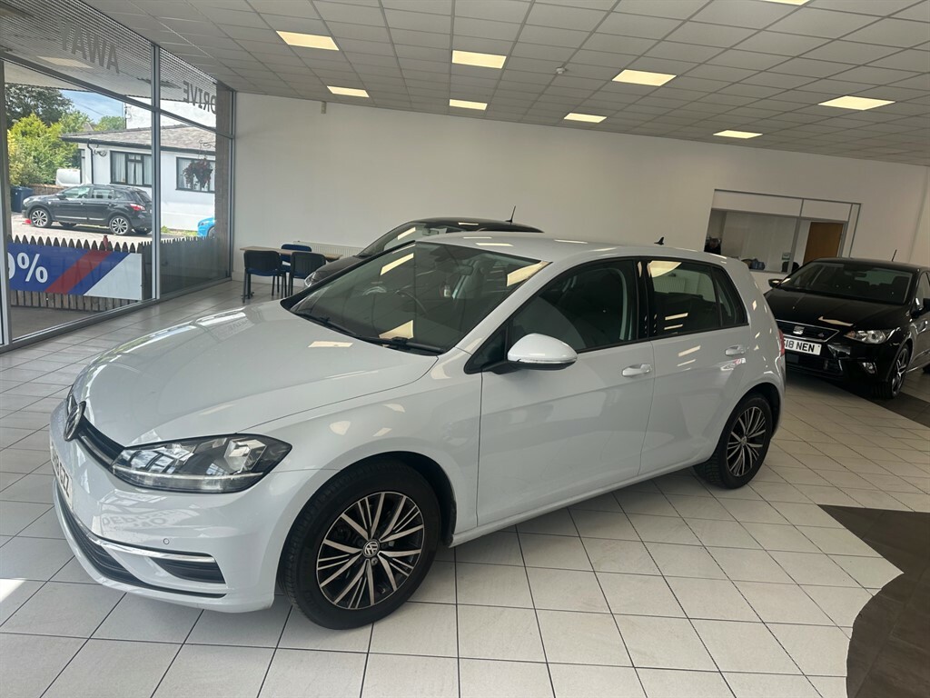 Volkswagen Golf 1.4 L Se Navigation Tsi Bluemotion Technology DH18GZZ Silver #2