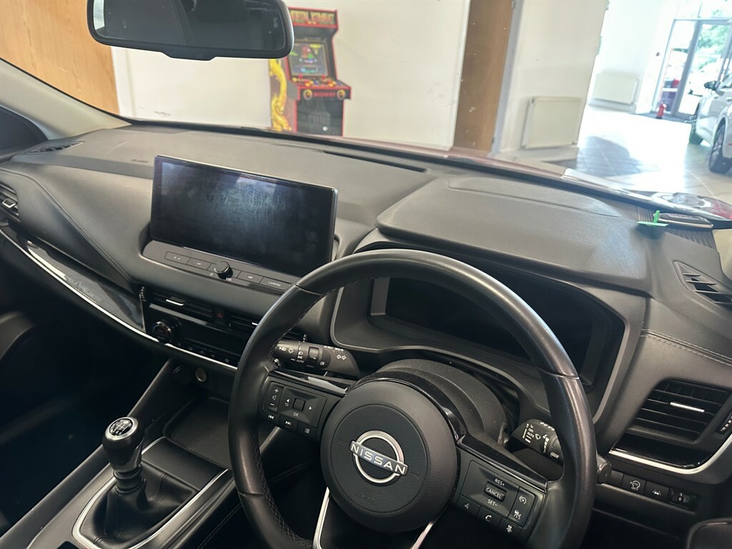 Nissan Qashqai 1.3 L Dig-t N-connecta BJ73KOH #4
