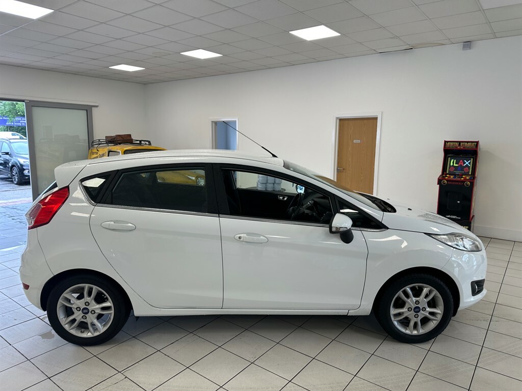 Ford Fiesta 1.2 L Zetec MT15LYS #4