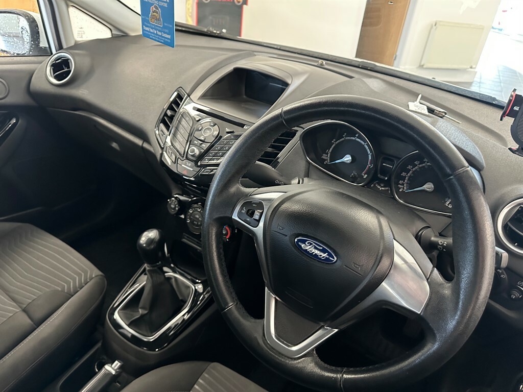Ford Fiesta 1.2 L Zetec MT15LYS #5
