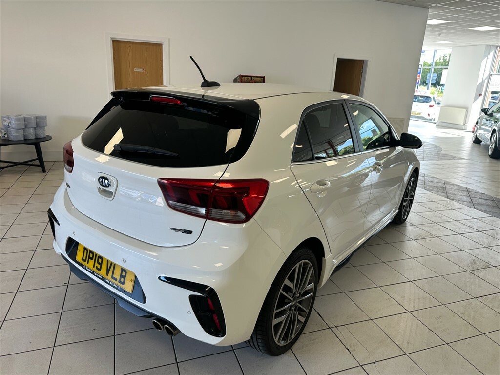 Kia RIO 1.0 L Gt-line Isg White #6