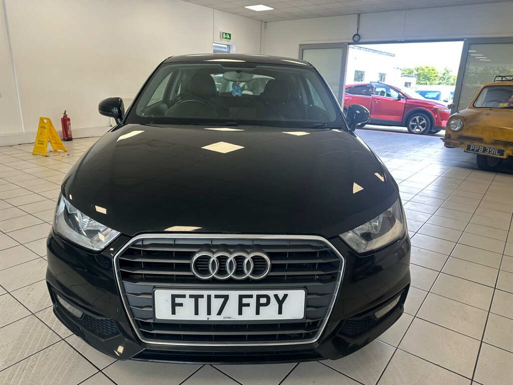 Audi A1 1.0 L Tfsi Sport FT17FPY #4