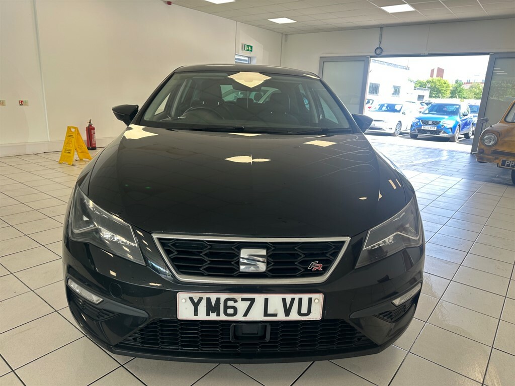 Seat Leon 1.4 L Tsi Fr Technology Black #2