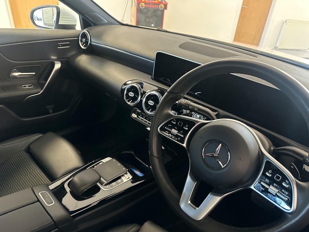 Mercedes-Benz A Class 1.5 L A 180 D Sport Executive FG68UGW  #6