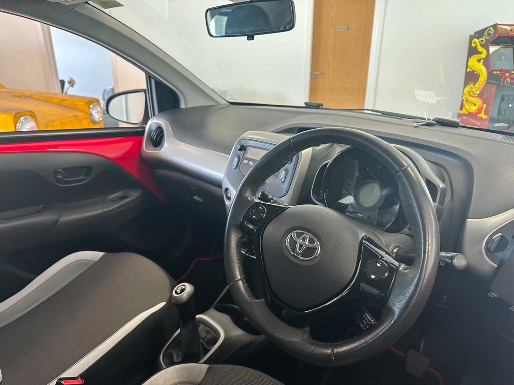 Toyota Aygo 1.0 L Vvt-i X-play #4