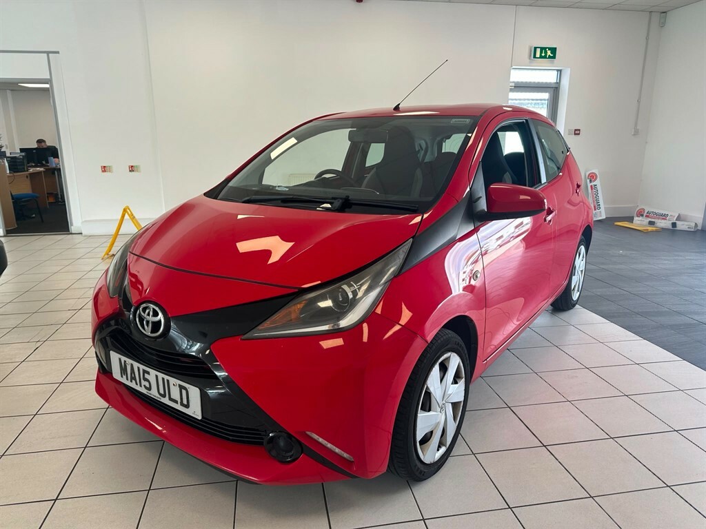 Toyota Aygo 1.0 L Vvt-i X-play