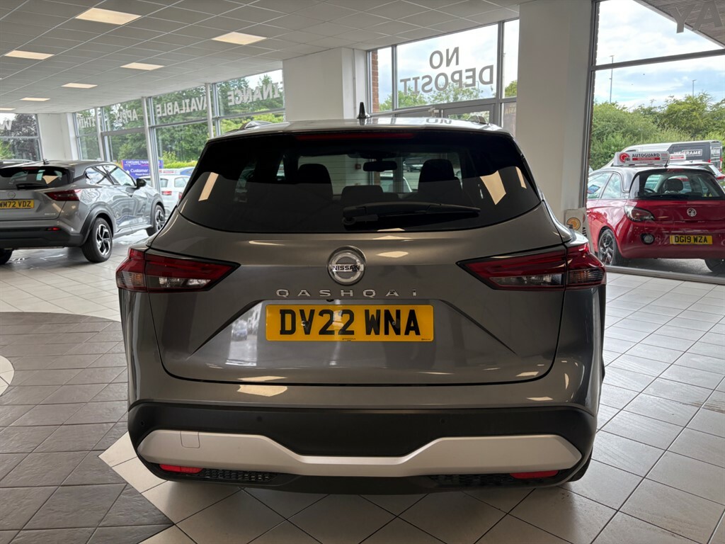 Nissan Qashqai 1.3 L Dig-t N-connecta DV22WNA #4
