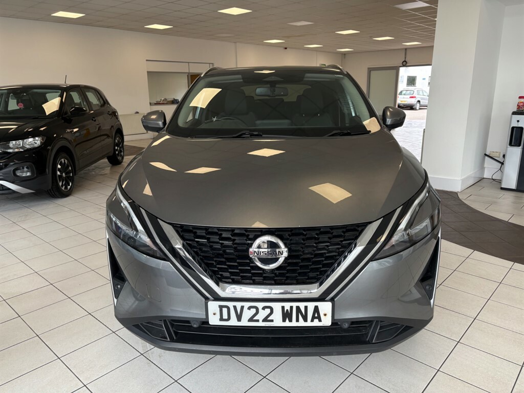 Nissan Qashqai 1.3 L Dig-t N-connecta DV22WNA #2