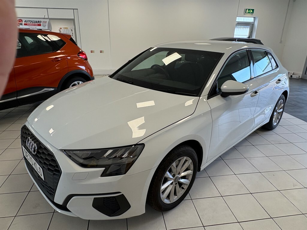 Audi A3 1.0 L Sportback Tfsi Technik DE70KLO  #3