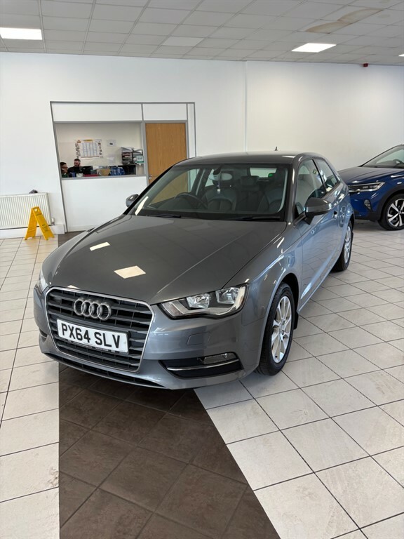 Audi A3 1.4 L Tfsi Se #2