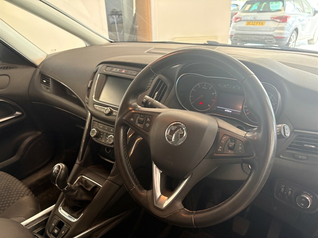 Vauxhall Zafira Tourer 1.4 L Se  #6