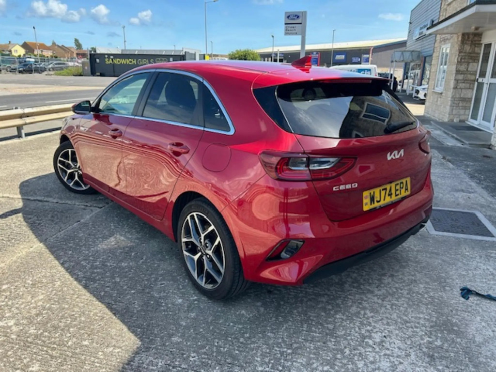Kia Ceed 1.5 T-gdi 3 Hatchback Euro 6 S WJ74EPA Red #5