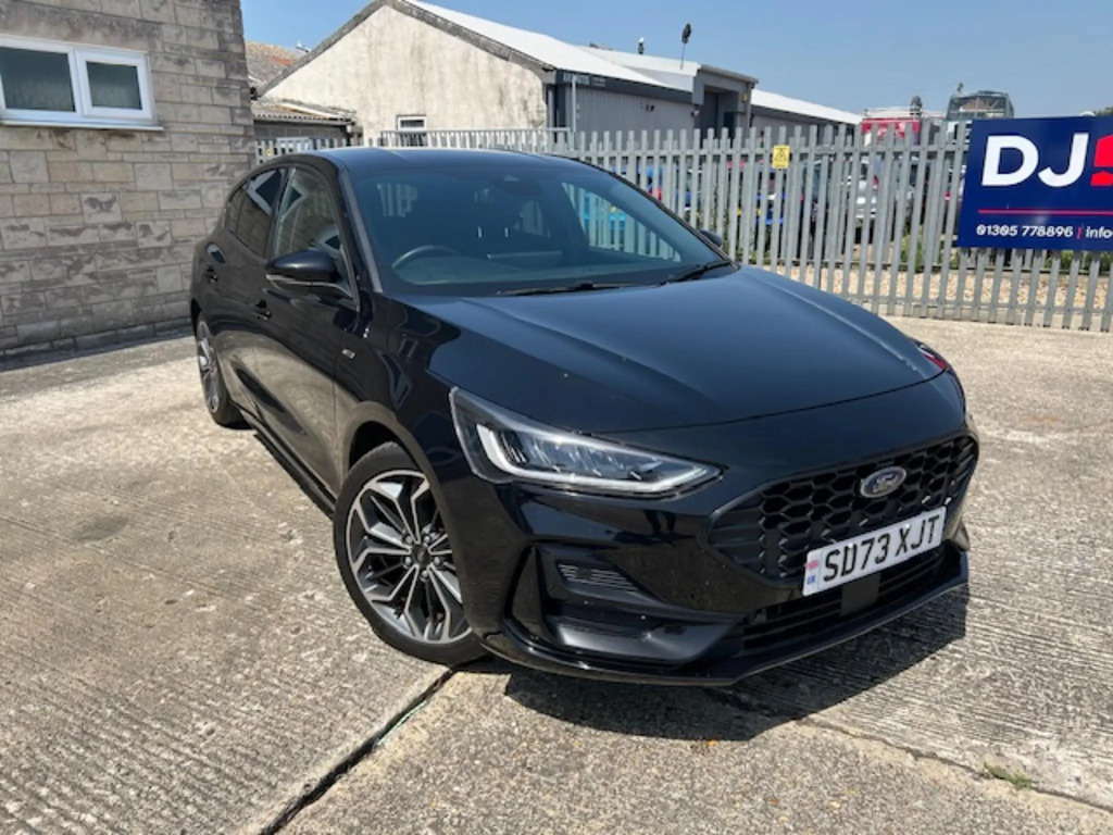 Ford Focus St-line X 1.0L Ecoboost 155Ps Mhev Fwd 6 Sp Black