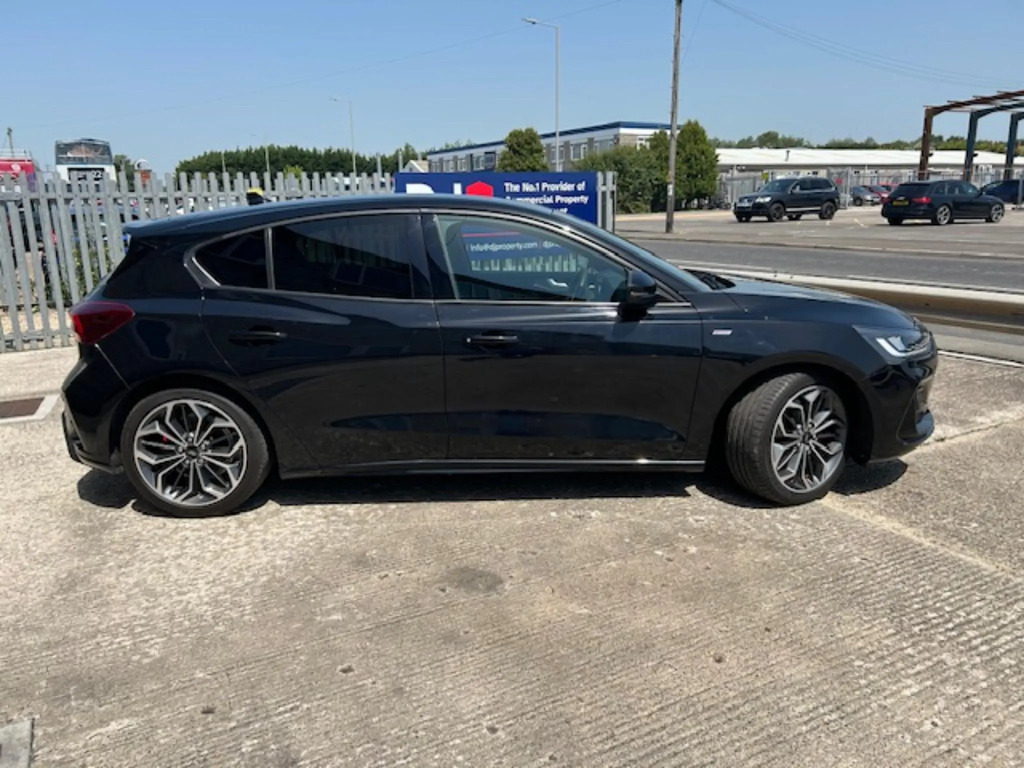Ford Focus St-line X 1.0L Ecoboost 155Ps Mhev Fwd 6 Sp Black #2
