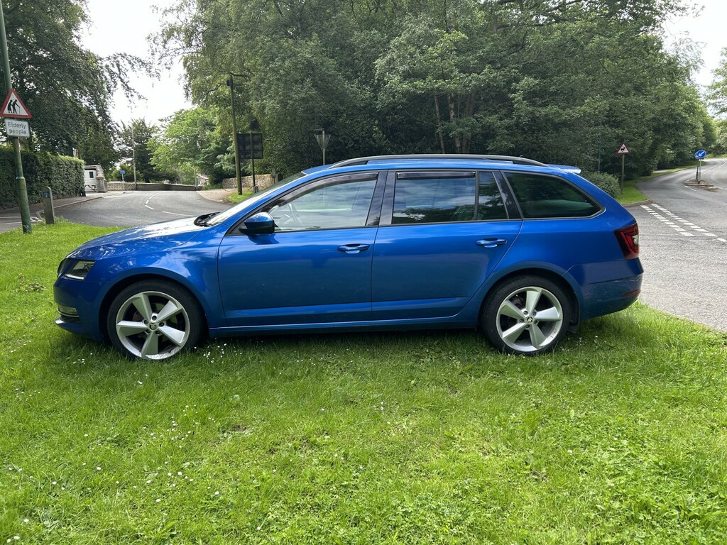 Skoda Octavia 2.0 Tdi Se L Blue #5