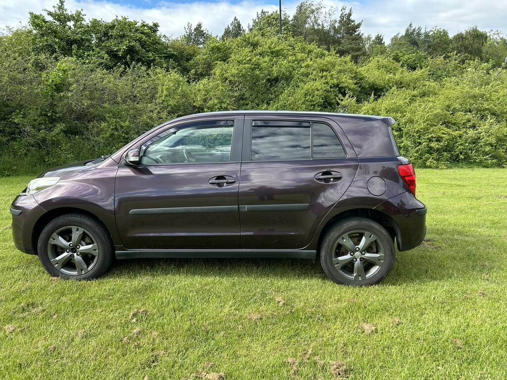 Toyota Urban Cruiser 1.4 D-4d Purple #5