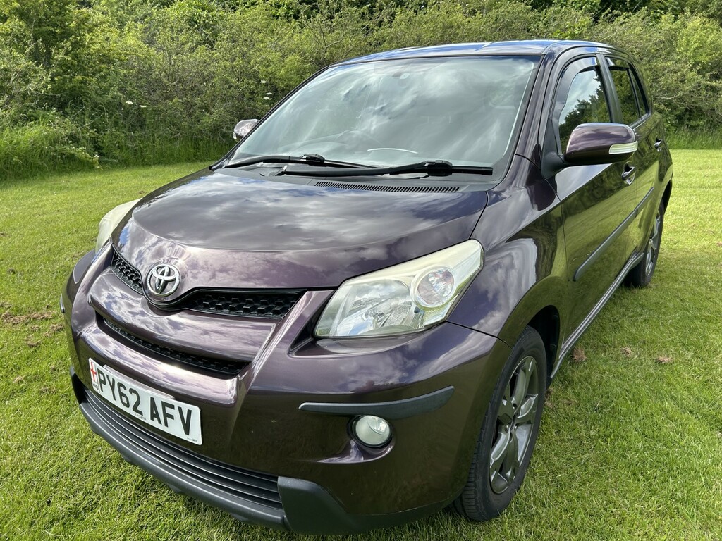 Toyota Urban Cruiser 1.4 D-4d Purple #4