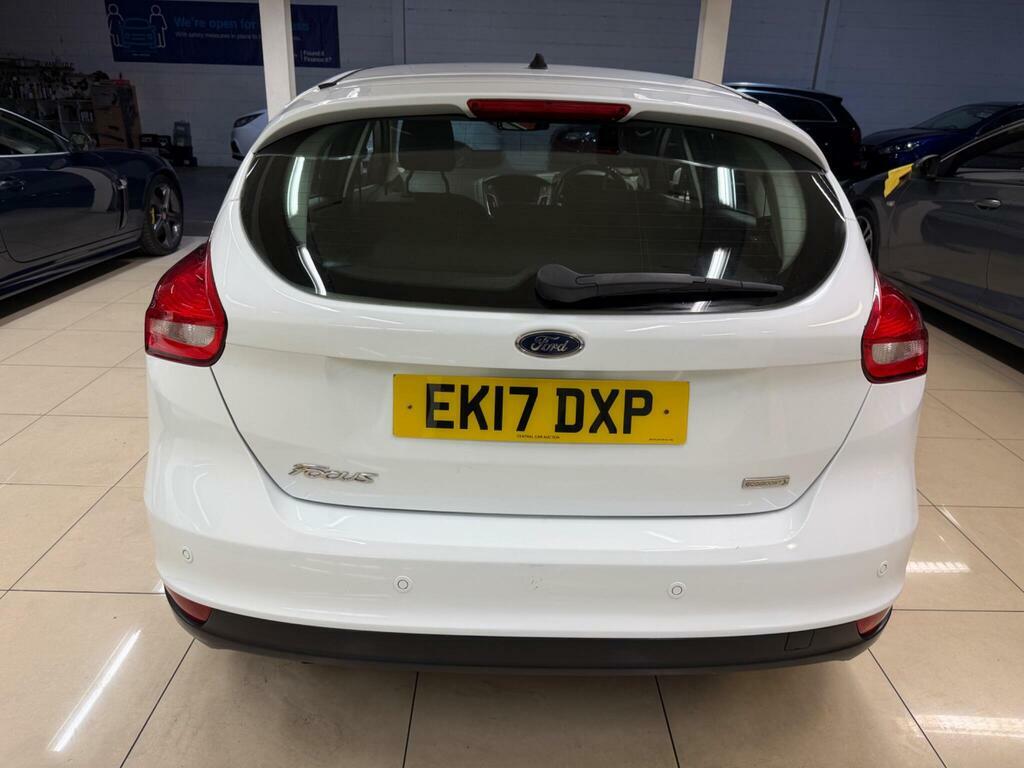 Ford Focus 1.0T Ecoboost Titanium Euro 6 S S White #5