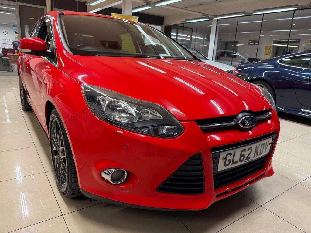 Ford Focus 1.0T Ecoboost Zetec Euro 5 S S Red