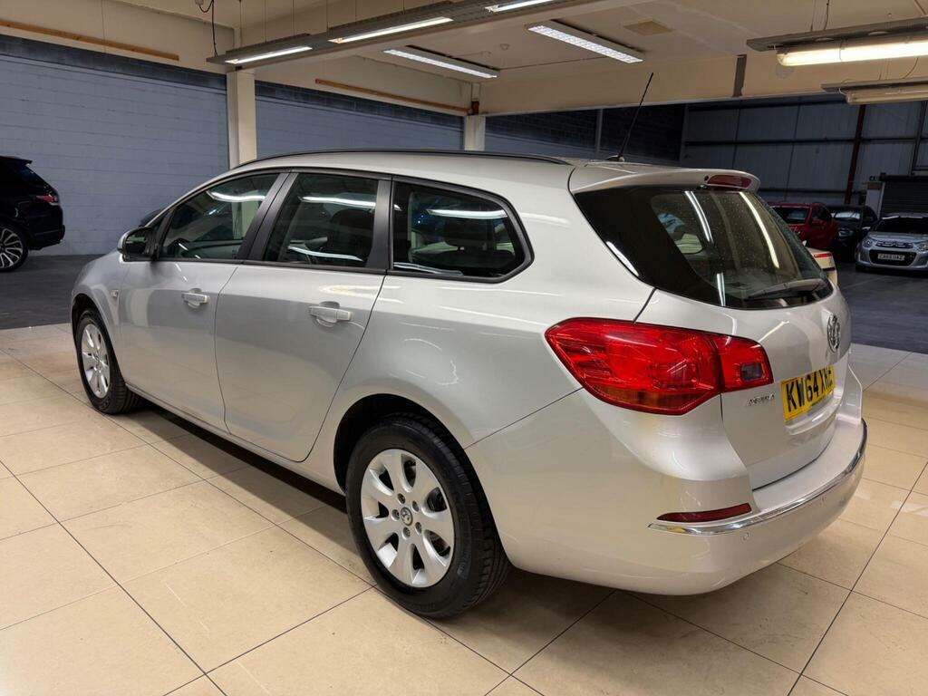 Vauxhall Astra 1.6 Cdti Ecoflex Design Sports Tourer Euro 6 S S Silver #4