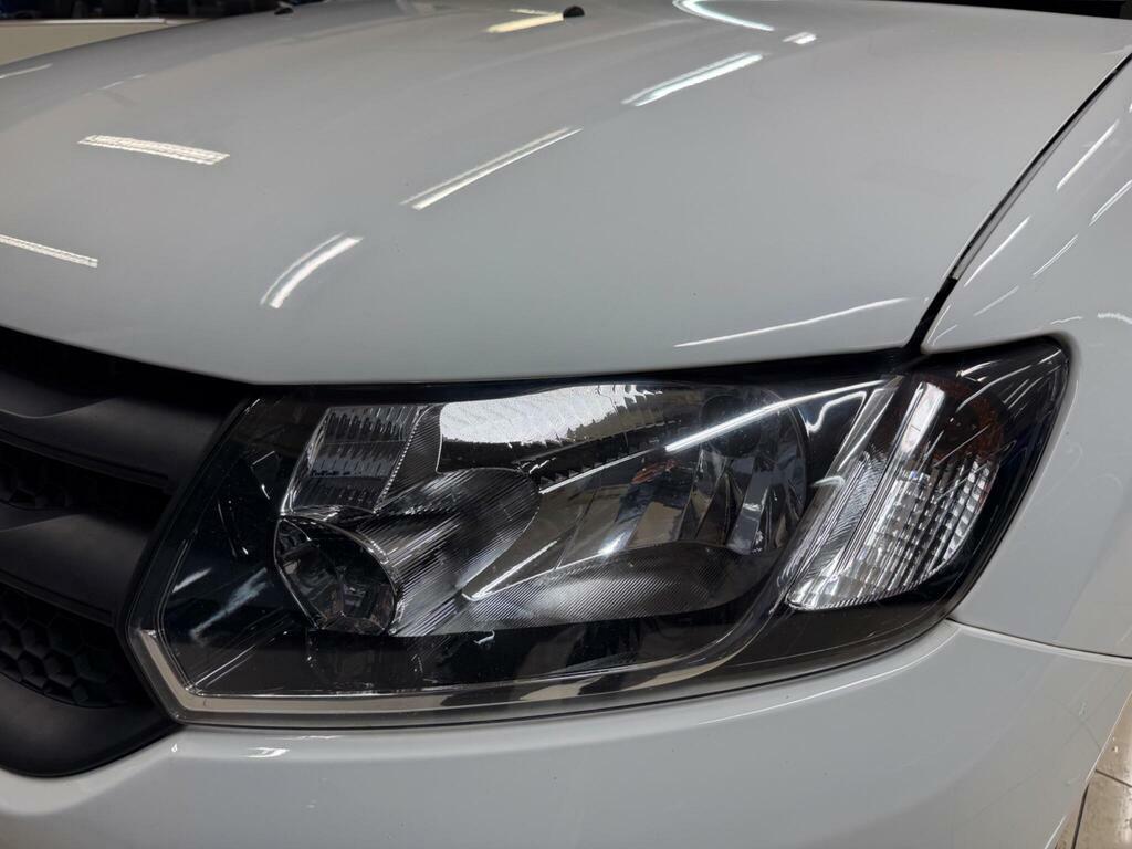Dacia Sandero Laureate Tce Black #9